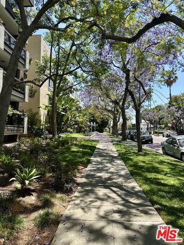 324 N Palm Drive 206, Beverly Hills, CA 90210