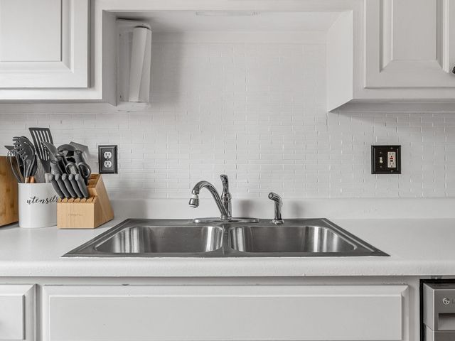 1659 Rainbow Lake Road, Inman, SC 29349