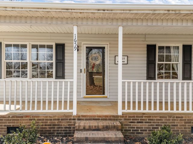 1659 Rainbow Lake Road, Inman, SC 29349