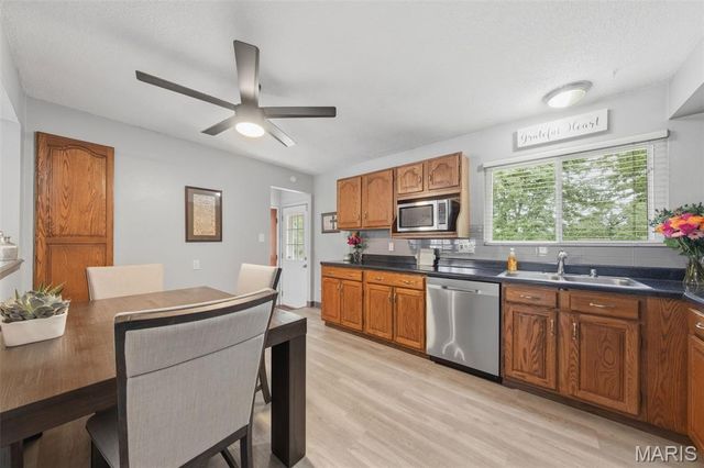 1815 Keeven Lane, Florissant, MO 63031