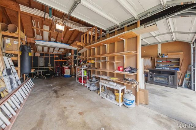 1815 Keeven Lane, Florissant, MO 63031