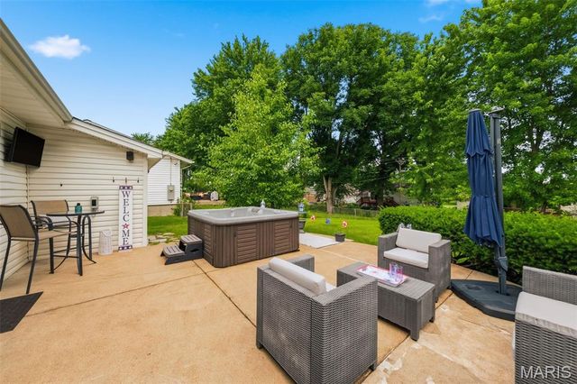 1815 Keeven Lane, Florissant, MO 63031