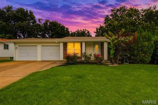 1815 Keeven Lane, Florissant, MO 63031