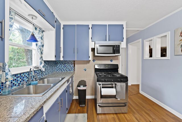 1104 Glenda Drive, Bedford, TX 76022