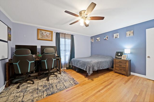 1104 Glenda Drive, Bedford, TX 76022