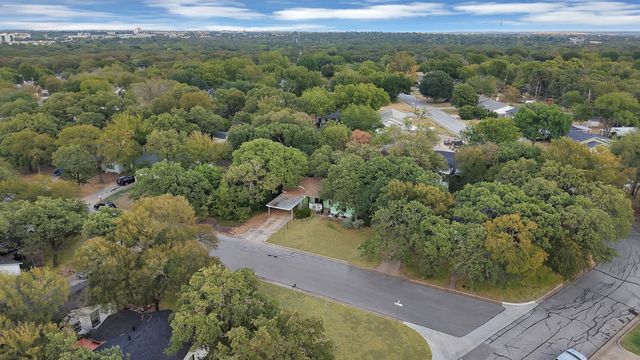 1104 Glenda Drive, Bedford, TX 76022