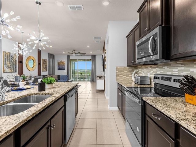 1891 SUMMER DRIVE, Davenport, FL 33897