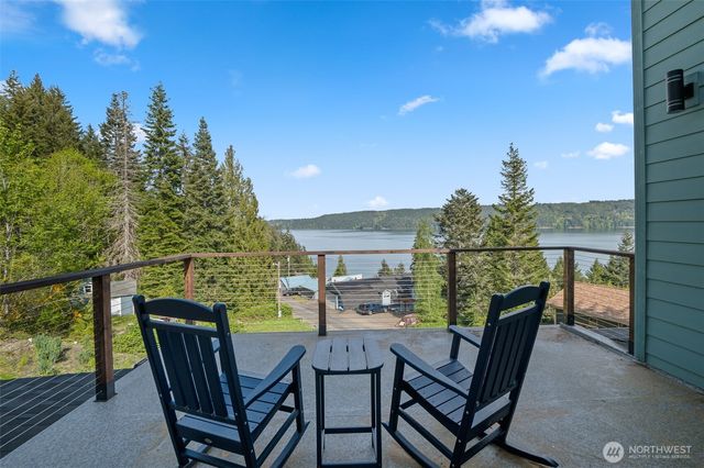 41 N Mardell Avenue, Hoodsport, WA 98548