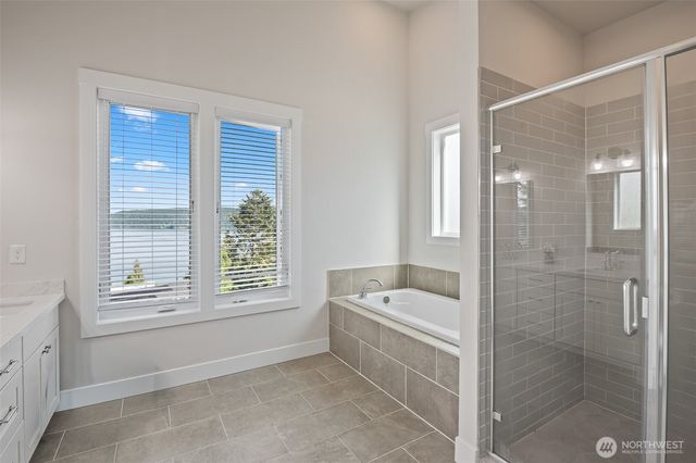 41 N Mardell Avenue, Hoodsport, WA 98548