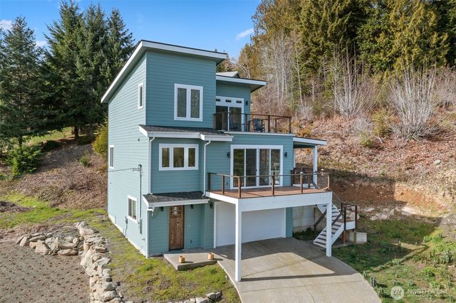 41 N Mardell Avenue, Hoodsport, WA 98548