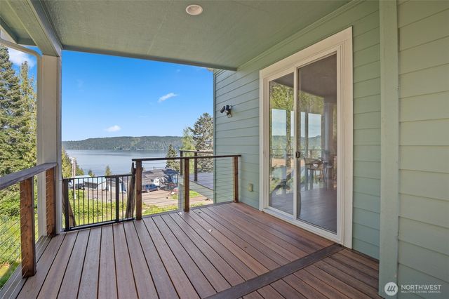 41 N Mardell Avenue, Hoodsport, WA 98548