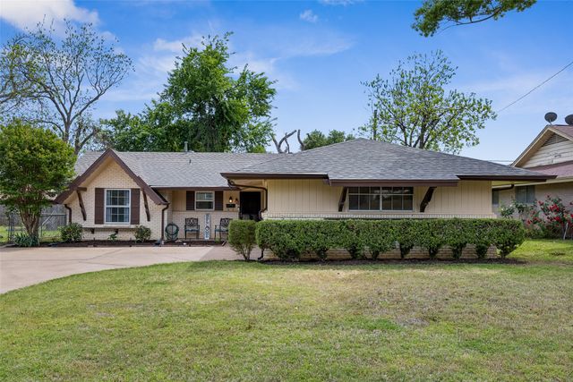 1918 Normandy Drive, Irving, TX 75060