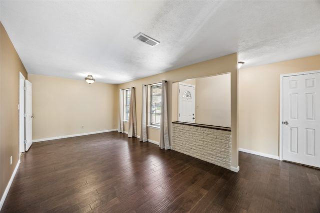 1918 Normandy Drive, Irving, TX 75060