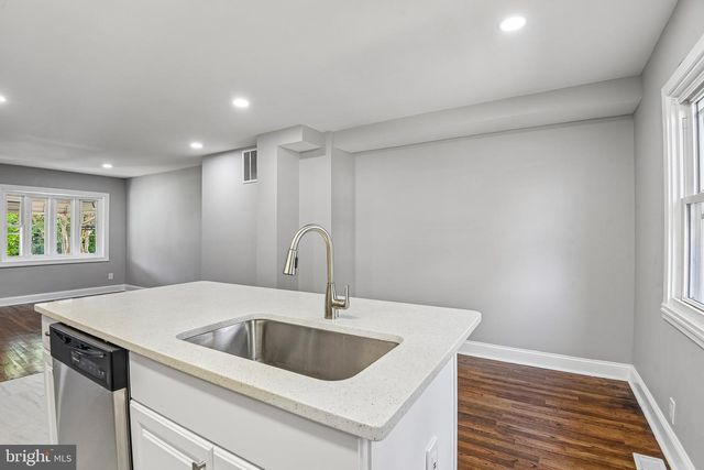 44 N ATHOL AVE, Baltimore, MD 21229
