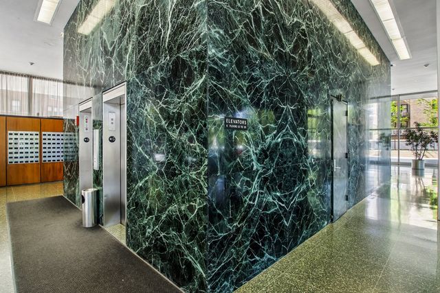 2400 N Lakeview Avenue 1704, Chicago, IL 60614