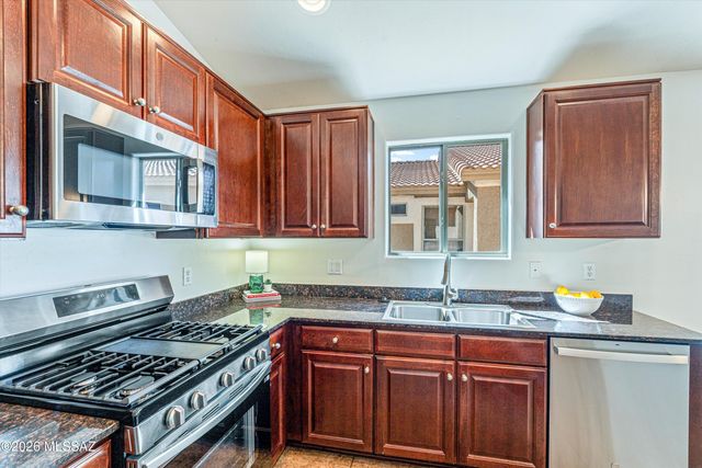 10554 S Sean Drive, Vail, AZ 85641