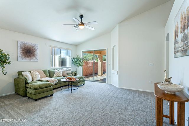10554 S Sean Drive, Vail, AZ 85641