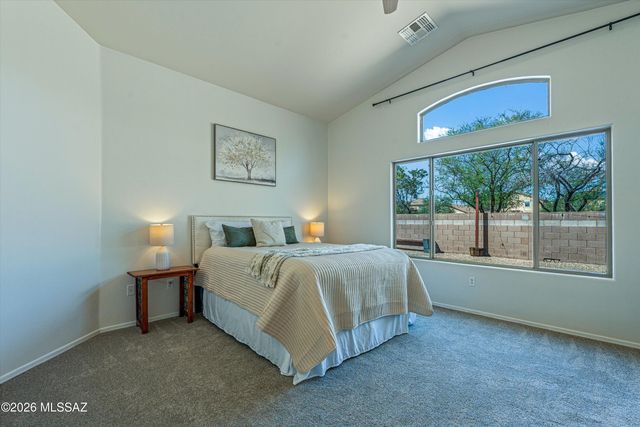 10554 S Sean Drive, Vail, AZ 85641