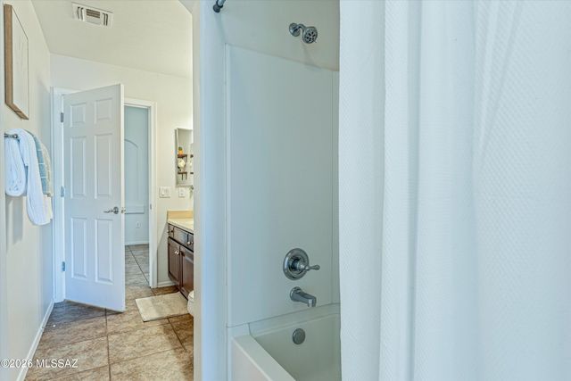 10554 S Sean Drive, Vail, AZ 85641