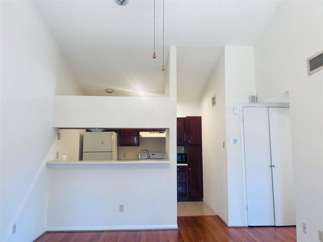 2121 El Paseo Street 2006, Houston, TX 77054