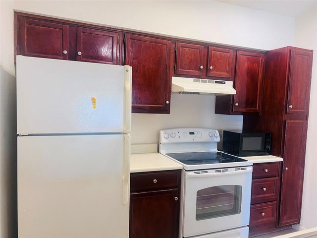 2121 El Paseo Street 2006, Houston, TX 77054