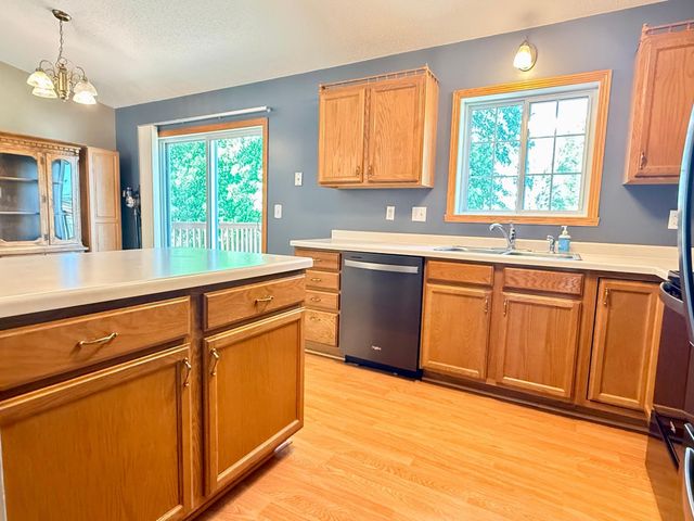 3318 39th Street S, Moorhead, MN 56560
