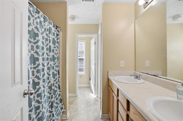 139 Mountain Overlook Drive, Cleveland, GA 30528