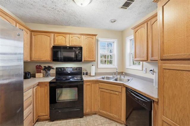 139 Mountain Overlook Drive, Cleveland, GA 30528