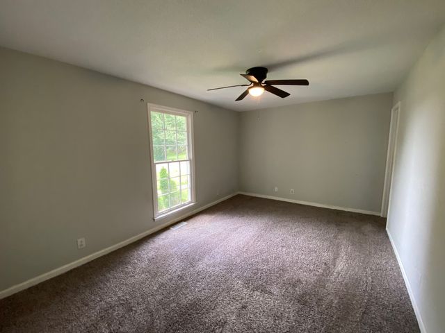 314 Southern Dr, Clarksville, TN 37042
