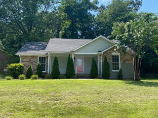 314 Southern Dr, Clarksville, TN 37042