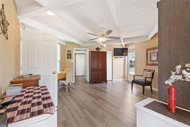 1217 CLUB CIRCLE, Lakeshore, FL 33854