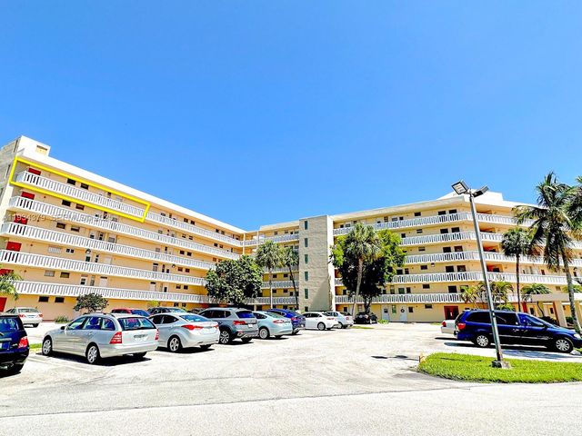 2930 Point East Dr E601, Aventura, FL 33160