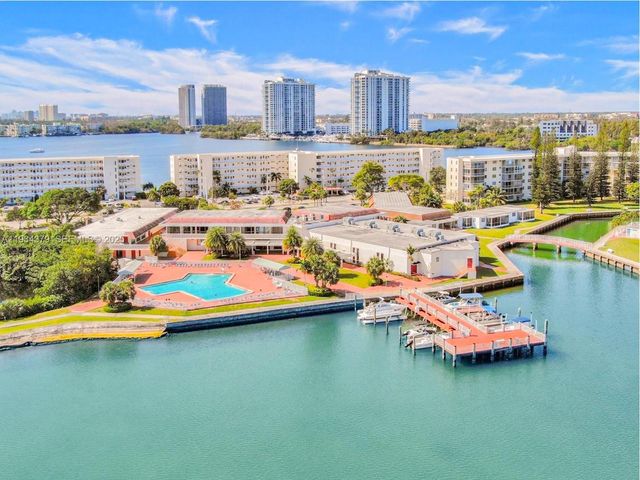 2930 Point East Dr E601, Aventura, FL 33160