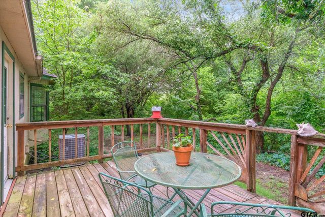 540 VZ County Road 3724, Wills Point, TX 75169