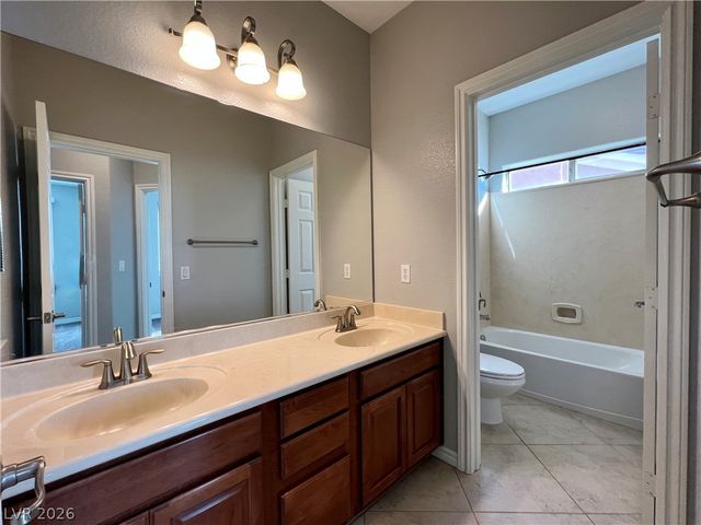 2738 Auchmull Street, Henderson, NV 89044