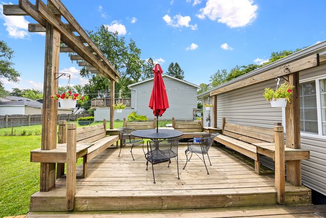 148 Bedford Road, Bolingbrook, IL 60440