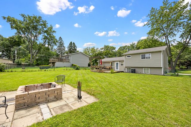 148 Bedford Road, Bolingbrook, IL 60440