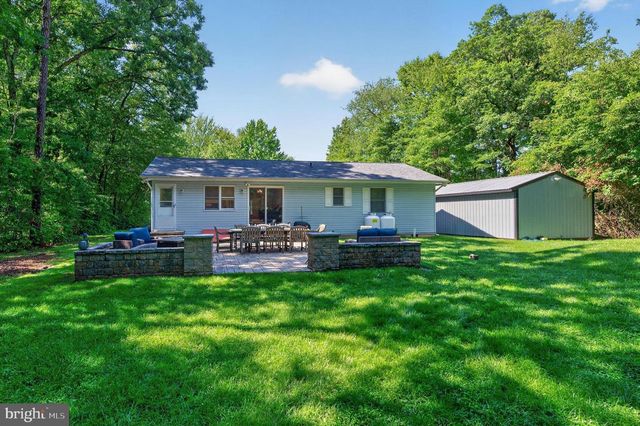 27 GRASMUR CT, Berlin, NJ 08009