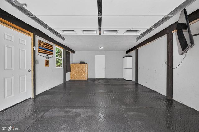 27 GRASMUR CT, Berlin, NJ 08009