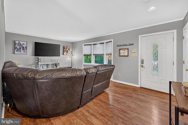 27 GRASMUR CT, Berlin, NJ 08009
