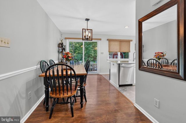 27 GRASMUR CT, Berlin, NJ 08009
