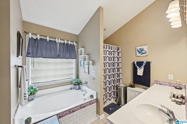 110 AARON PARC COURT, Pelham, AL 35124