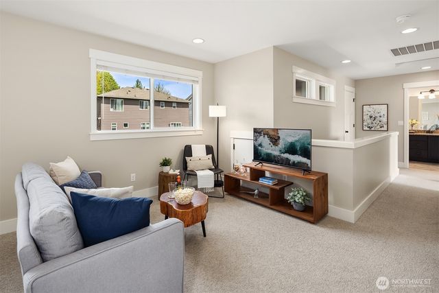 15128 276th Place NE, Duvall, WA 98019