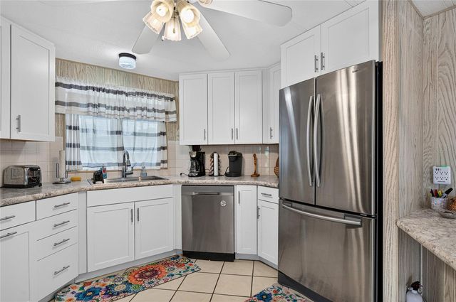 11 DEL PRADO DRIVE, Englewood, FL 34223