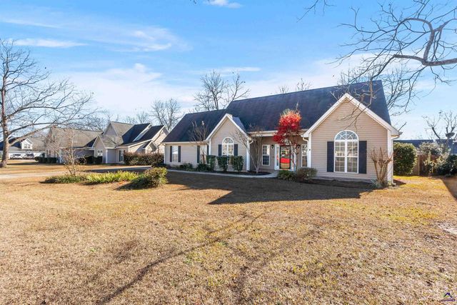 83 Duke Lane, Kathleen, GA 31047