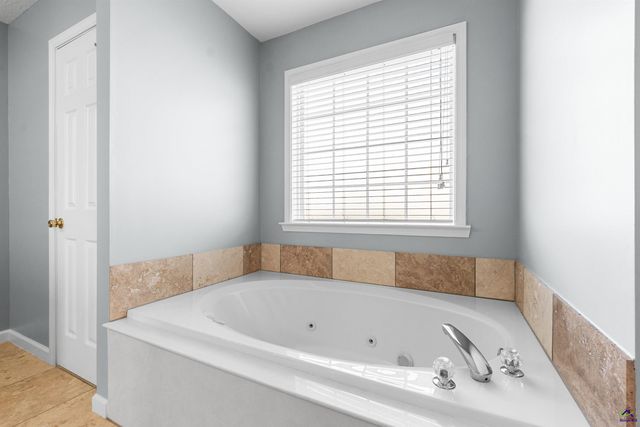 83 Duke Lane, Kathleen, GA 31047