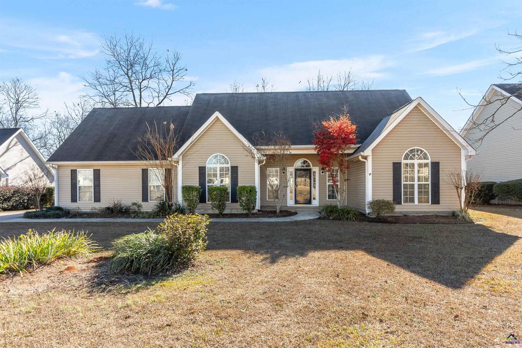 83 Duke Lane, Kathleen, GA 31047