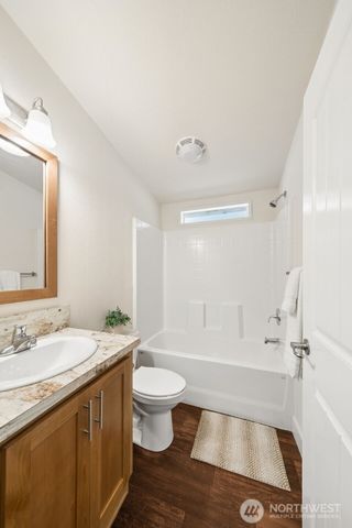 1226 Maple Drive, Enumclaw, WA 98022