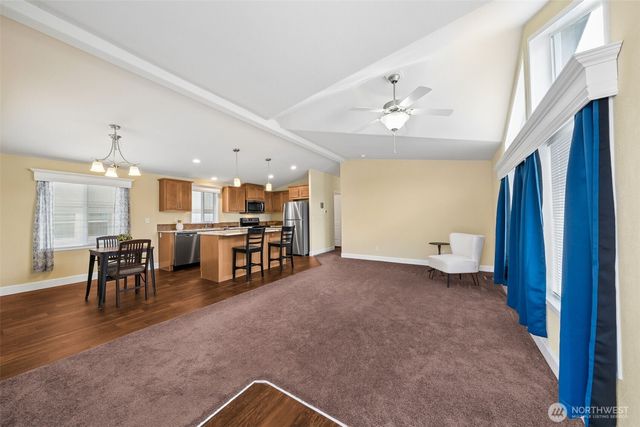 1226 Maple Drive, Enumclaw, WA 98022