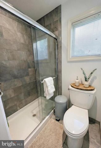 7 MARVIN CT, Lawrenceville, NJ 08648